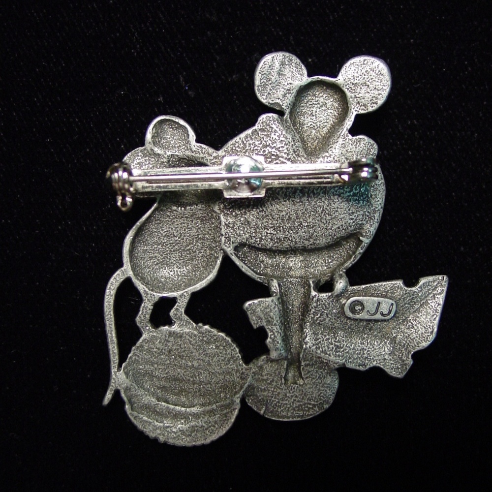 COPY - 🆕 ‘Martini Drinking Mice 🐁’ Pin Brooch - Picture 2 of 2
